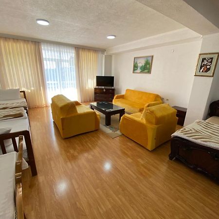 Hotel Venecia Apartments Struga Exterior foto